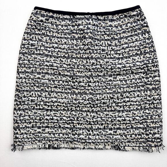 Nanette Lepore Dresses & Skirts - Nanette Lepore Tweed Straight Skirt size 4 Above knee